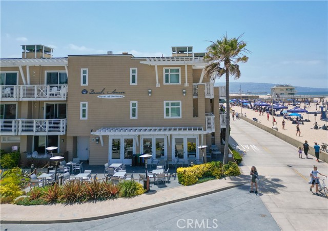 1300 The Strand, Hermosa Beach, California 90254, 1 Bedroom Bedrooms, ,1 BathroomBathrooms,Residential,Sold,The Strand,SB24129723