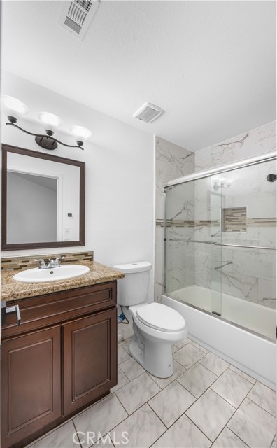 11430 Strathern Street, North Hollywood CA: https://media.crmls.org/medias/4e668e94-556f-49d3-9397-0e394fd5b91c.jpg