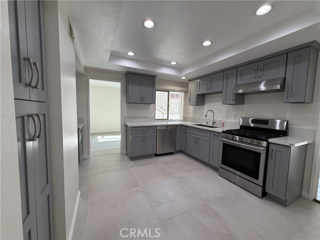 Detail Gallery Image 3 of 6 For 9860 Galena Ct, Rancho Cucamonga,  CA 91730 - 3 Beds | 2/1 Baths