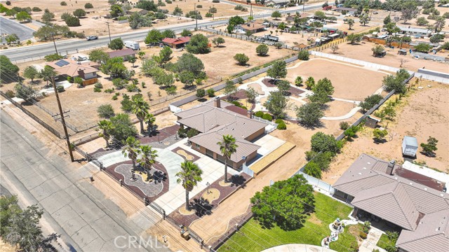 14572 Sultana Street, Hesperia CA: https://media.crmls.org/medias/4e66ca50-88bb-44ae-8578-b082b3850dea.jpg