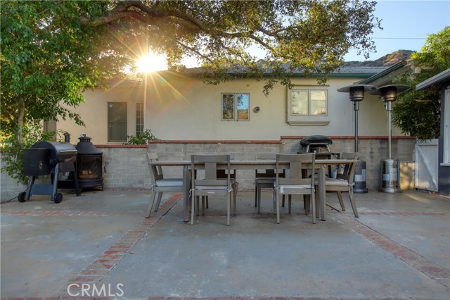 Detail Gallery Image 30 of 44 For 1628 Santa Rosa Ave, Glendale,  CA 91208 - 3 Beds | 2/2 Baths