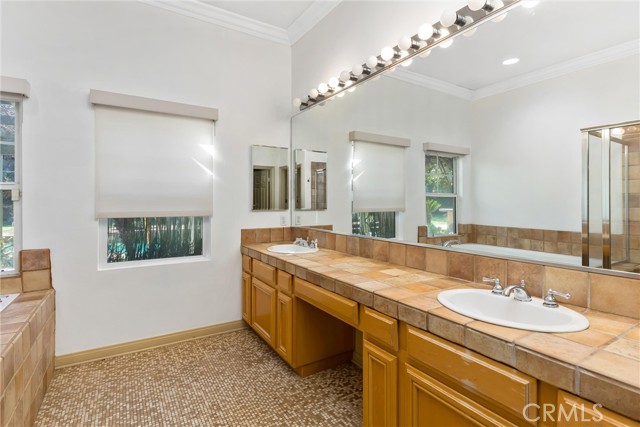 Detail Gallery Image 33 of 62 For 1388 Brandon Ct, Redlands,  CA 92373 - 4 Beds | 3/1 Baths