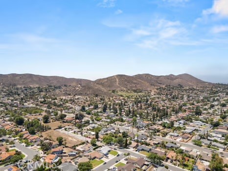 Detail Gallery Image 43 of 49 For 11191 Baker Ln, Riverside,  CA 92505 - 3 Beds | 2 Baths