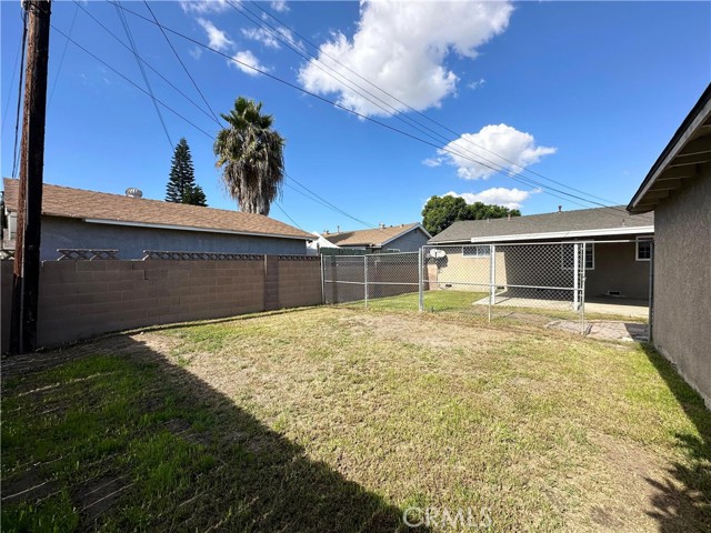 Detail Gallery Image 26 of 27 For 11622 Massinger St, Lakewood,  CA 90715 - 3 Beds | 1 Baths