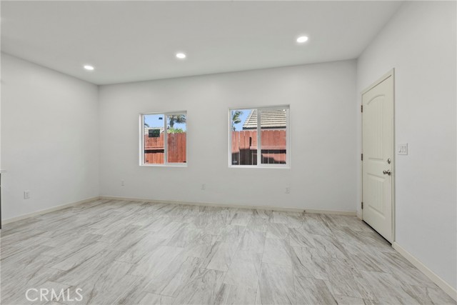 1921 Ybarra Avenue, Santa Maria CA: https://media.crmls.org/medias/4e680c9c-f264-46ef-bae8-e2fbb93a57e0.jpg