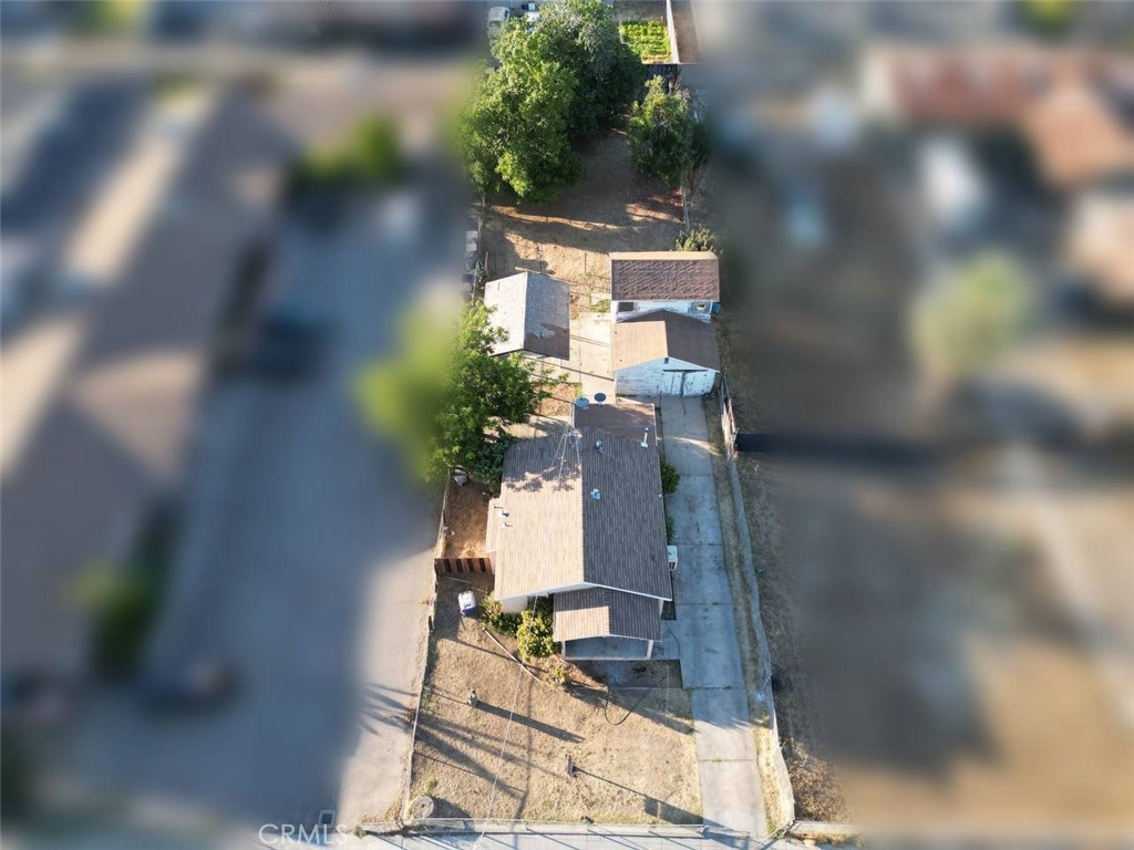 https://media.crmls.org/medias/4e6832e6-50f2-4bdc-a4e9-c8eb6d1f306b.jpg?preset=X-Large