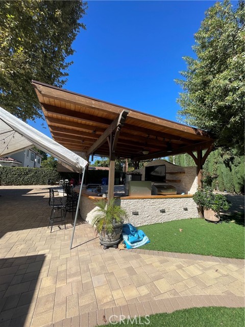 Detail Gallery Image 18 of 40 For 17183 Sunburst, –,  CA 91325 - 3 Beds | 4/1 Baths