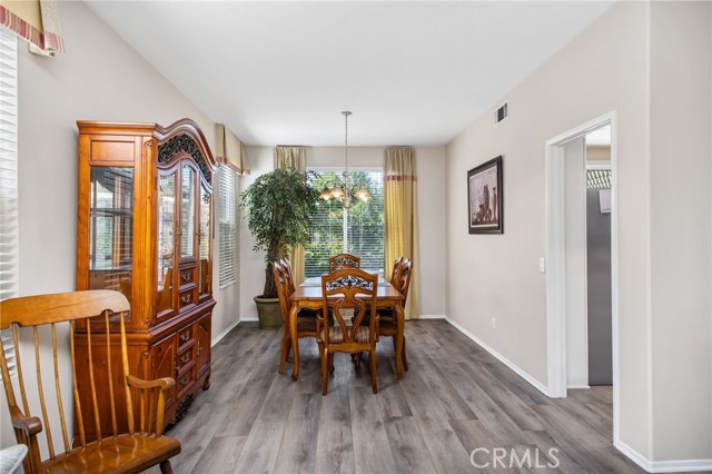 39691 Ashland Way, Murrieta CA: https://media.crmls.org/medias/4e69d0d9-95c3-4f72-ae87-56d3a2dc10a2.jpg