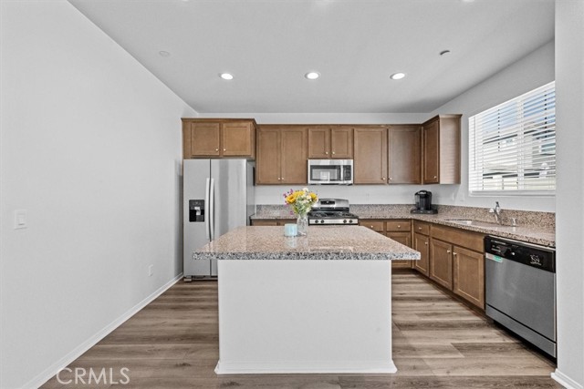 Detail Gallery Image 11 of 67 For 29161 Tarragon, Lake Elsinore,  CA 92530 - 4 Beds | 3 Baths