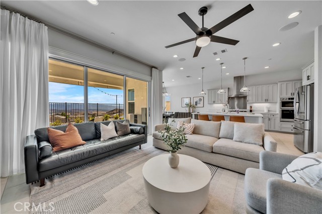 Detail Gallery Image 1 of 35 For 18244 Cumulus Ct, Canyon Country,  CA 91350 - 4 Beds | 3 Baths