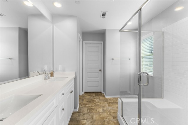 Image 18 of 39 For 6060 Mariposa Drive