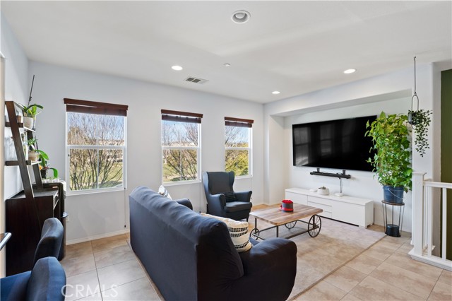 Detail Gallery Image 8 of 40 For 3108 N Oxnard Bld, Oxnard,  CA 93036 - 4 Beds | 3 Baths