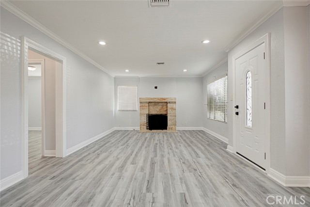 14537 Wyandotte photo 7