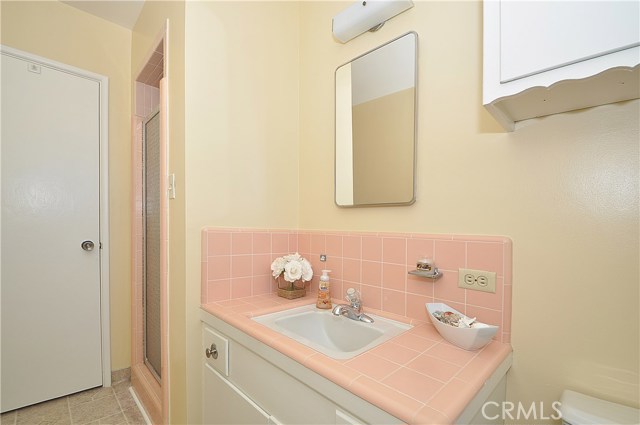 3/4 bath between the laundry room and front room