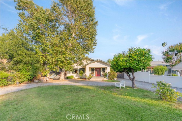 7914 Magnolia Avenue, Riverside CA: https://media.crmls.org/medias/4e6e3461-4a24-4e29-a3ad-71d20c70dde6.jpg