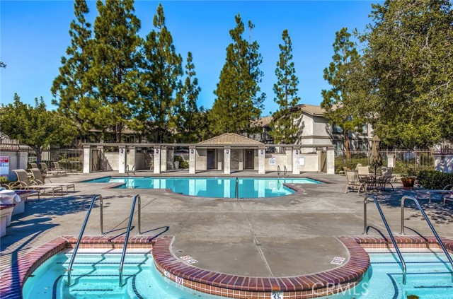 Detail Gallery Image 37 of 37 For 335 Chaumont Cir, Lake Forest,  CA 92610 - 2 Beds | 2 Baths