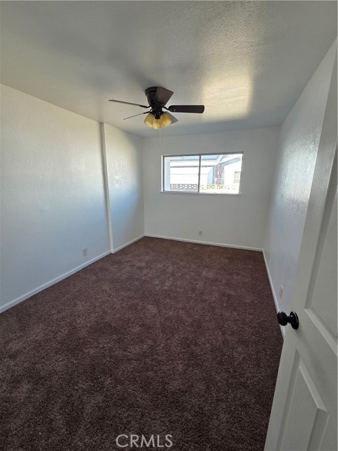 Detail Gallery Image 13 of 37 For 355 Woodlark St, Lancaster,  CA 93535 - 4 Beds | 2 Baths