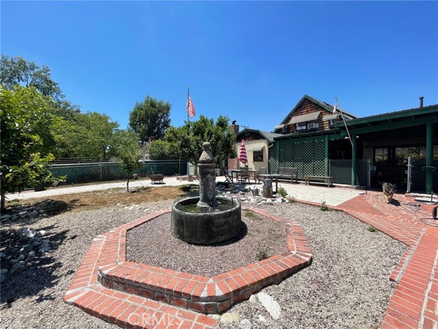 951 E Ada Ave, Glendora, CA 91741