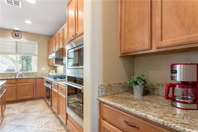 Detail Gallery Image 13 of 57 For 42550 Port Ln, Murrieta,  CA 92562 - 6 Beds | 4/1 Baths