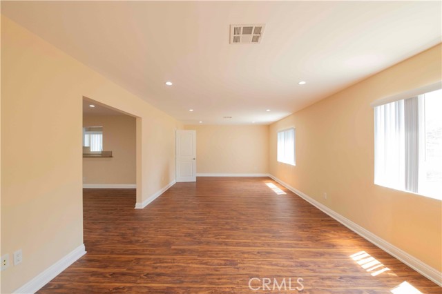 Detail Gallery Image 24 of 53 For 22532 Saticoy St, West Hills,  CA 91307 - 4 Beds | 2 Baths