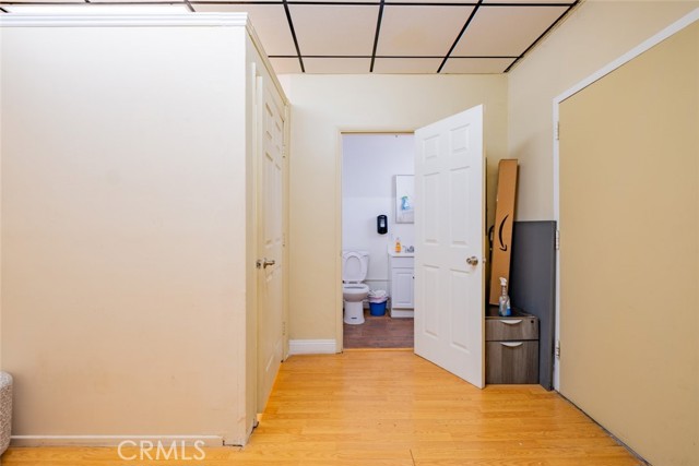 2950 Honolulu Avenue, La Crescenta CA: https://media.crmls.org/medias/4e71fff8-552a-45cc-bb98-99b1ff94f42d.jpg