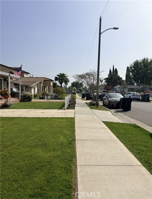 Detail Gallery Image 6 of 49 For 4941 W 130th, Hawthorne,  CA 90250 - 4 Beds | 4 Baths