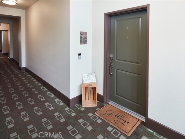 Detail Gallery Image 2 of 23 For 12920 Central Ave #401,  Hawthorne,  CA 90250 - 1 Beds | 1/1 Baths