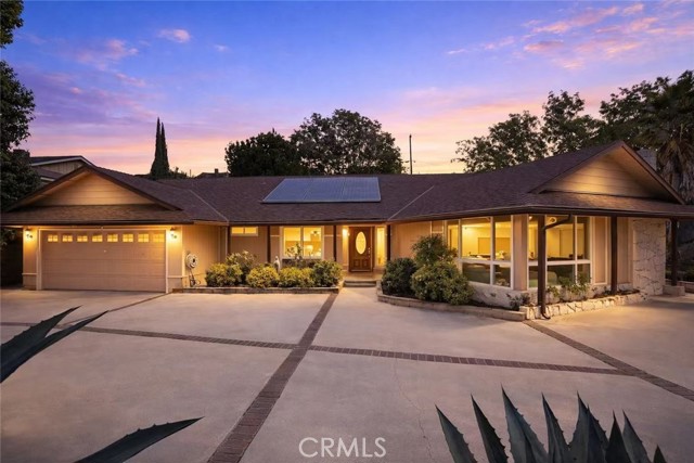 Detail Gallery Image 2 of 56 For 2432 Kiska, Hacienda Heights,  CA 91745 - 4 Beds | 3 Baths