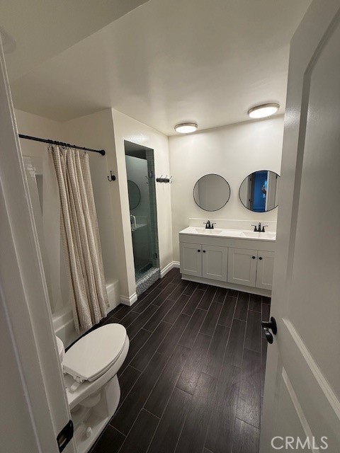 Detail Gallery Image 16 of 19 For 434 S Canon, Beverly Hills,  CA 90212 - 1 Beds | 2 Baths