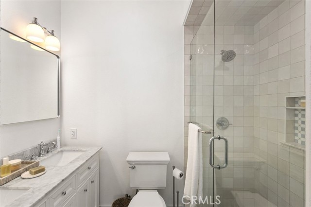 Detail Gallery Image 13 of 19 For 24 Corsica, Newport Beach,  CA 92660 - 2 Beds | 2 Baths