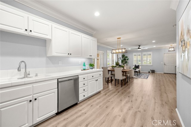 15740 Agave Avenue, Chino CA: https://media.crmls.org/medias/4e7494cc-a6a2-40f6-bec1-b24111f274c1.jpg