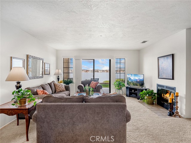 Detail Gallery Image 11 of 41 For 13313 Makai Ct #18,  Victorville,  CA 92395 - 2 Beds | 2 Baths