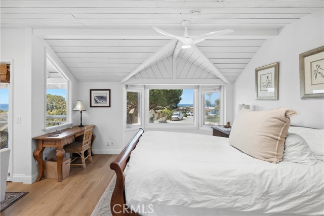 Detail Gallery Image 13 of 21 For 540 De Anza Dr, Corona Del Mar,  CA 92625 - 4 Beds | 3/1 Baths