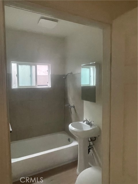 Detail Gallery Image 9 of 12 For 608 N Soto, Los Angeles,  CA 90033 - – Beds | – Baths