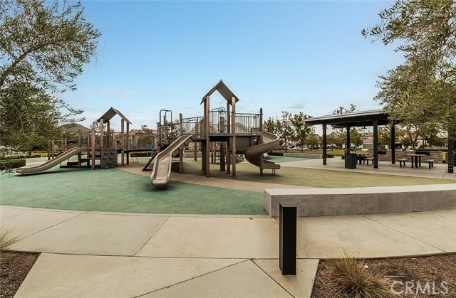 4254 Oak Knoll Road, Madera CA: https://media.crmls.org/medias/4e7721e0-7d74-47eb-9cc4-f83d12115600.jpg