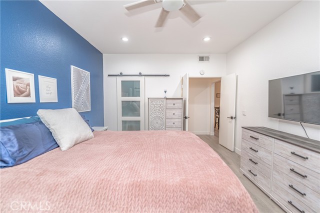 Image 14 of 26 For 600 Brea Boulevard 47