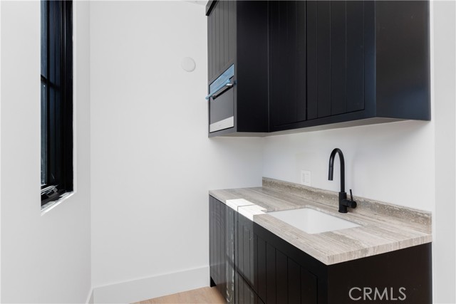 577 36th Street, Manhattan Beach, California 90266, 5 Bedrooms Bedrooms, ,5 BathroomsBathrooms,Residential,Sold,36th,SB21113889