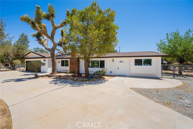 Detail Gallery Image 1 of 1 For 8997 7th Ave, Hesperia,  CA 92345 - 3 Beds | 2 Baths