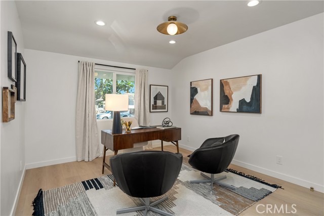Detail Gallery Image 23 of 31 For 5625 Saint Clair Ave, Valley Village,  CA 91607 - 3 Beds | 2 Baths