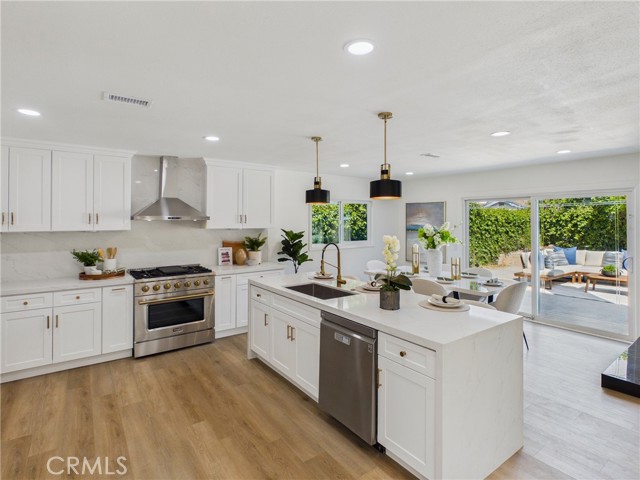 Detail Gallery Image 8 of 33 For 1547 E San Alto, Orange,  CA 92865 - 4 Beds | 2 Baths