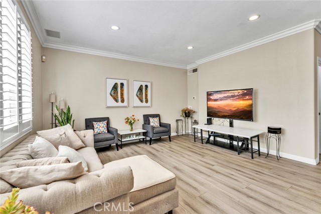 Detail Gallery Image 13 of 37 For 2517 Macbeth Ave, Corona,  CA 92882 - 5 Beds | 4 Baths