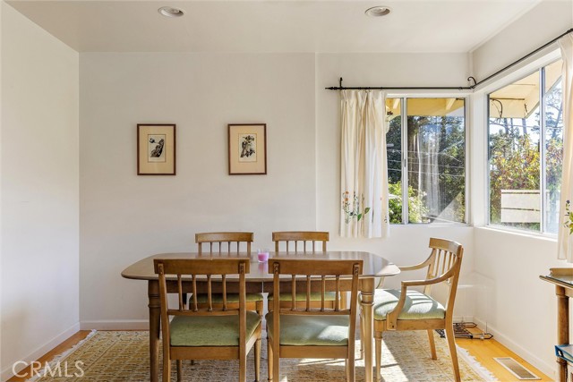 Detail Gallery Image 12 of 32 For 1909 Pineridge, Cambria,  CA 93428 - 2 Beds | 2 Baths