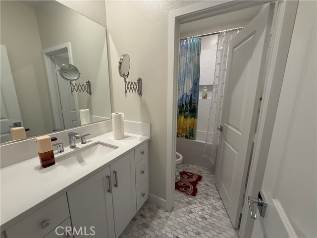 Detail Gallery Image 2 of 2 For 163 Biome, Irvine,  CA 92618 - 3 Beds | 3/1 Baths