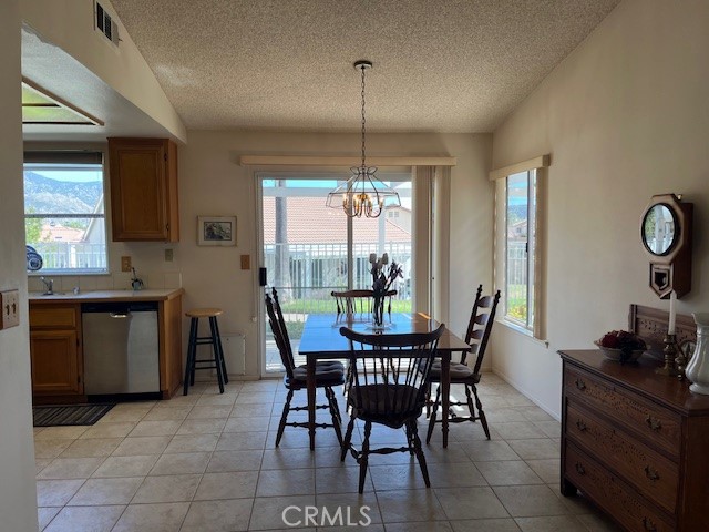 Detail Gallery Image 3 of 25 For 3060 Summer Set Cir, Banning,  CA 92220 - 2 Beds | 2 Baths