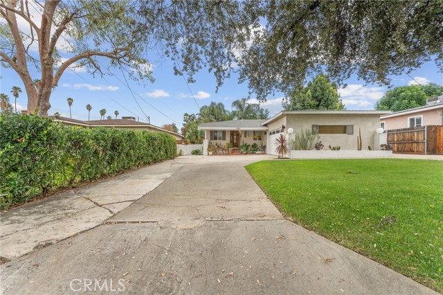 Detail Gallery Image 2 of 41 For 1221 San Jacinto, Redlands,  CA 92373 - 3 Beds | 2/1 Baths