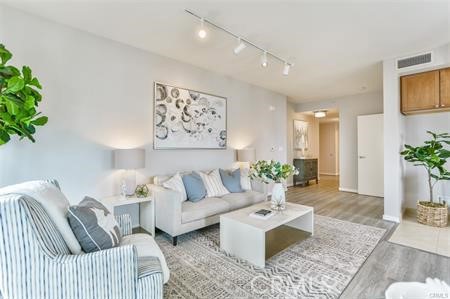 Detail Gallery Image 5 of 20 For 175 W Saint James St #1401,  San Jose,  CA 95110 - 2 Beds | 2 Baths
