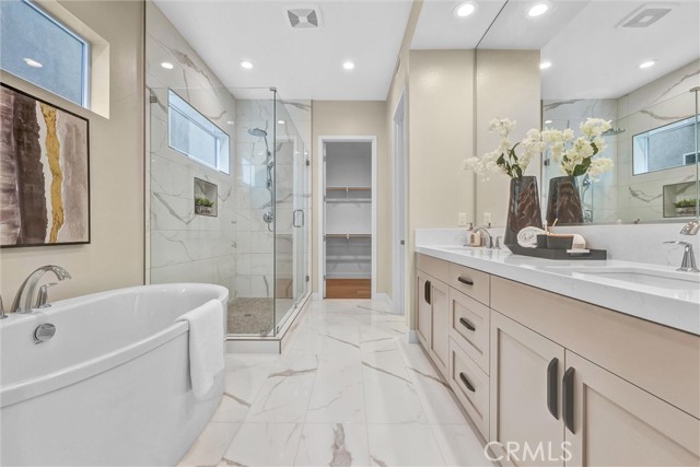 1155 Poppy Court, Montebello CA: https://media.crmls.org/medias/4e7bd92d-afd6-40bf-b1d8-d5447fd0b2d3.jpg