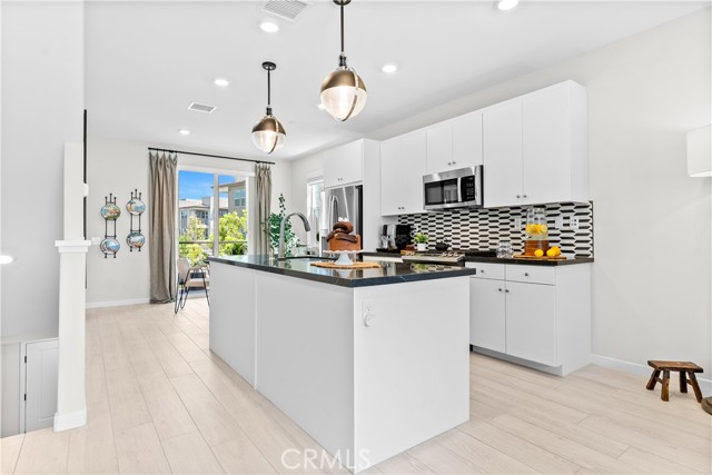 Detail Gallery Image 2 of 75 For 612 Prickly Pear Way, Rancho Mission Viejo,  CA 92694 - 2 Beds | 2/1 Baths