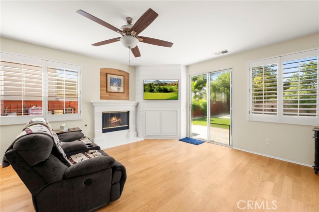 32392 Giverny Court, Winchester CA: https://media.crmls.org/medias/4e7cef77-f73a-4b1d-b150-50f73acdd24d.jpg