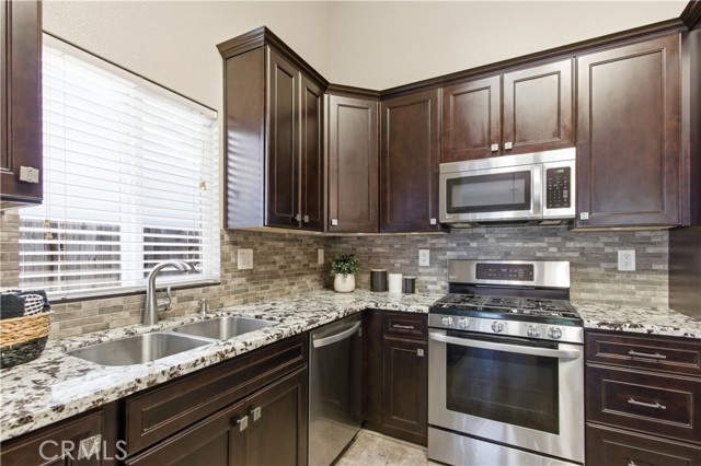 Detail Gallery Image 15 of 49 For 2089 Patriotic, Atwater,  CA 95301 - 4 Beds | 2 Baths